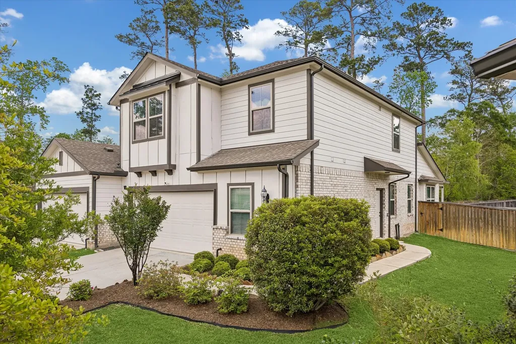 110 Skyshine Court Conroe TX 77304