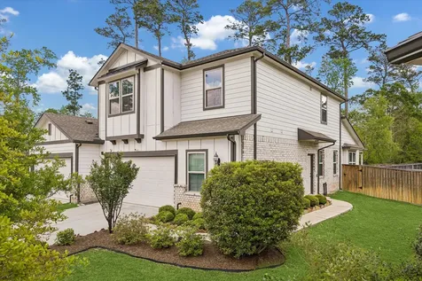 110 Skyshine Court Conroe TX 77304