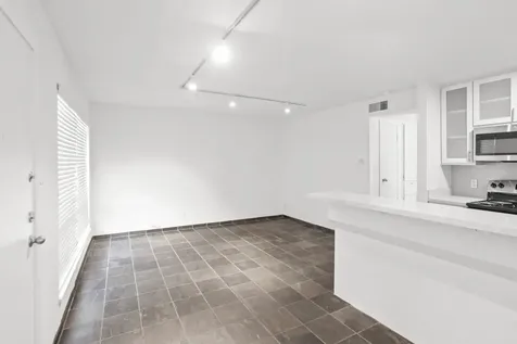 3602 Garrott Street Street 11 Houston TX 77006