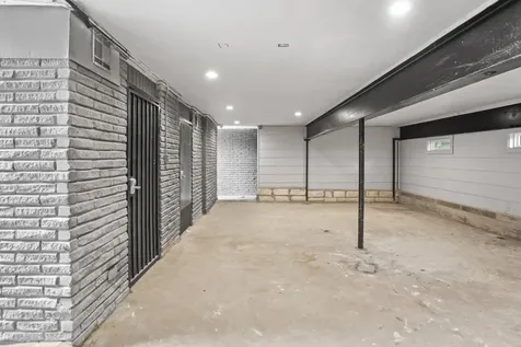 3602 Garrott Street Street 11 Houston TX 77006