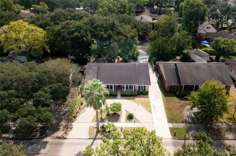 6119 S Braeswood Boulevard Houston TX 77096