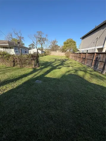 7009 Roswell Street Houston TX 77022