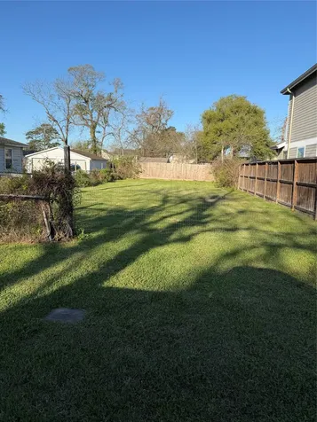 7009 Roswell Street Houston TX 77022