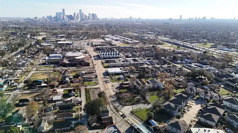 4701 Fulton Street Houston TX 77009