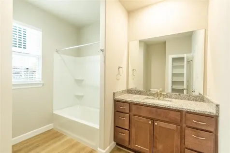 1016 Tillman Lane East Bernard TX 77435