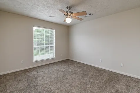 213 Foster Street Tomball TX 77375