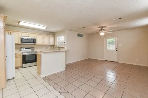 213 Foster Street Tomball TX 77375