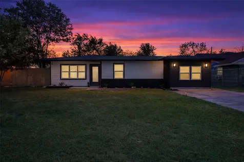 6152 Doulton Drive Houston TX 77033