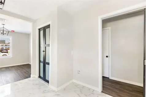 6152 Doulton Drive Houston TX 77033