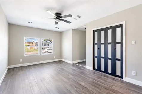 6152 Doulton Drive Houston TX 77033