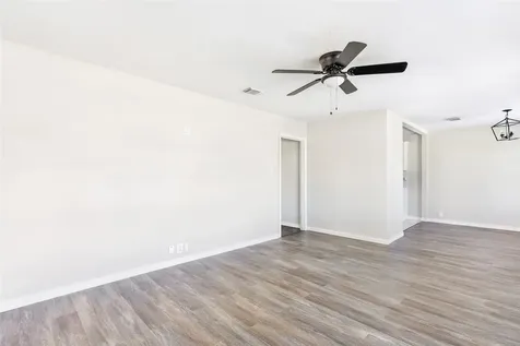 6152 Doulton Drive Houston TX 77033