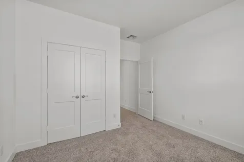 5243 Celestial Court Iowa Colony TX 77583