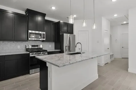 5243 Celestial Court Iowa Colony TX 77583