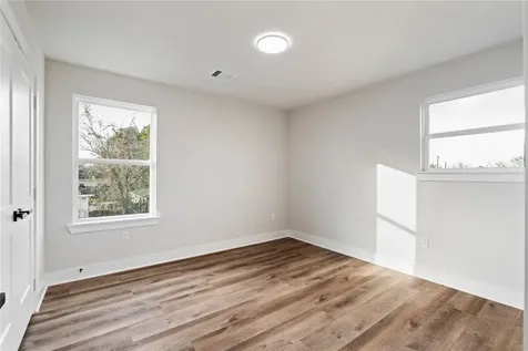 4605 Brady Street B Houston TX 77011