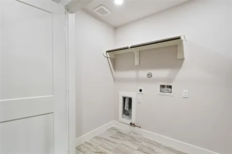 4605 Brady Street B Houston TX 77011