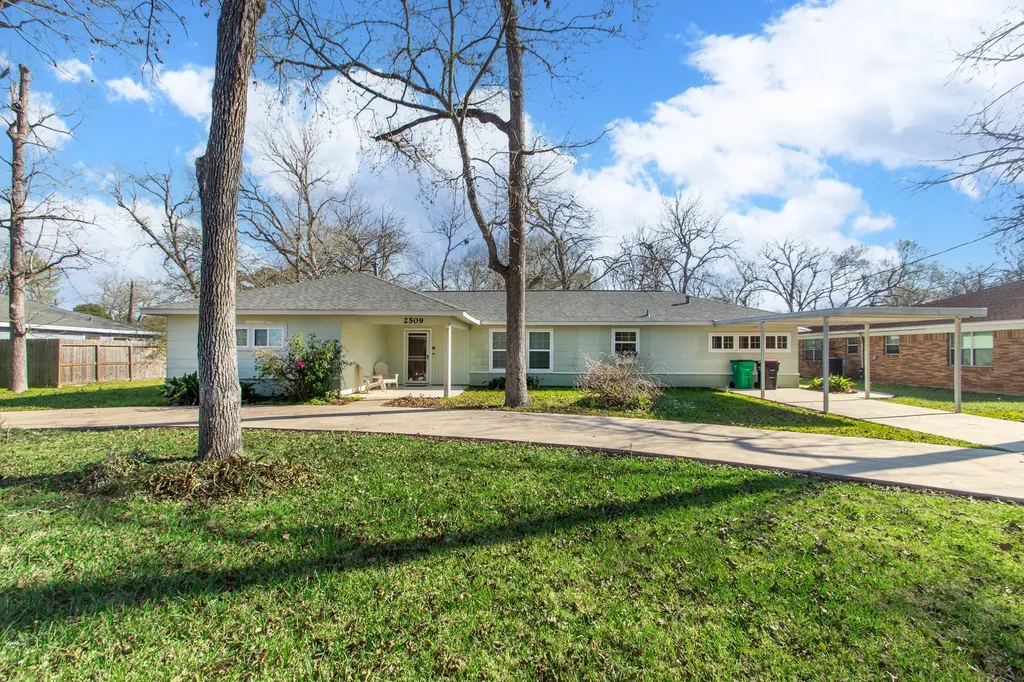 2509 Ward Road Baytown TX 77520