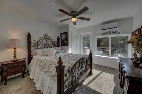 3200 Lazy River Montgomery TX 77316