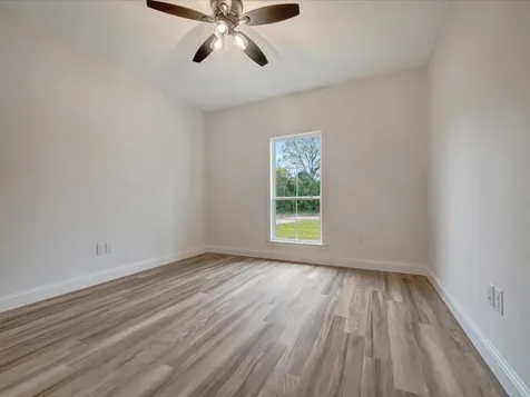 335 Ralph Nerren Huntington TX 75949