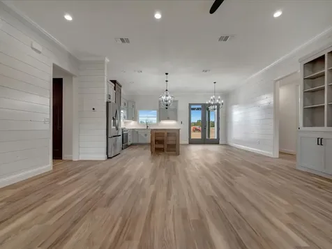 335 Ralph Nerren Huntington TX 75949