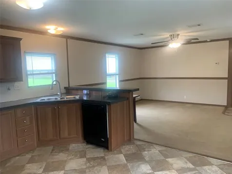 710 Parkmoor Boulevard Edna TX 77957