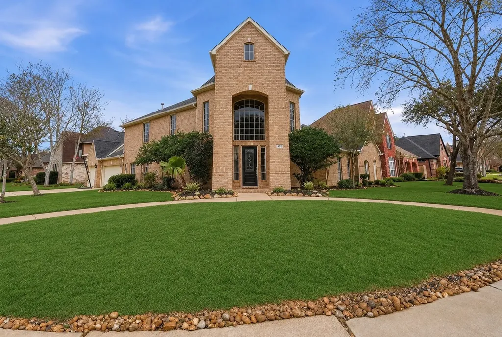 1711 Forestlake Drive Sugar Land TX 77479