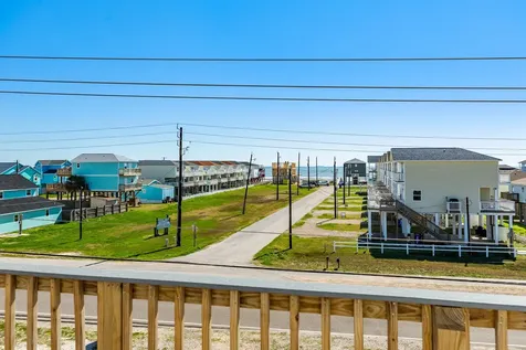 917 Blue Water Highway Surfside Beach TX 77541