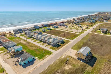 917 Blue Water Highway Surfside Beach TX 77541