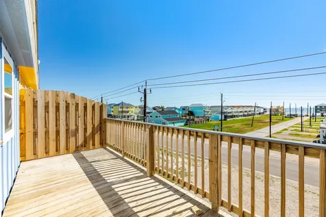 917 Blue Water Highway Surfside Beach TX 77541