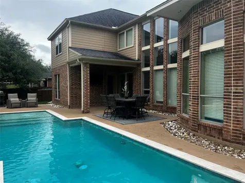 15906 Stern Street Houston TX 77044