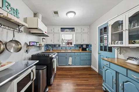 5015 Caplin Street Houston TX 77026