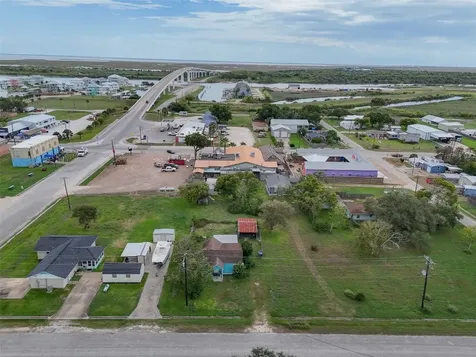 863 Lewis Street Matagorda TX 77414