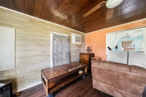 863 Lewis Street Matagorda TX 77414