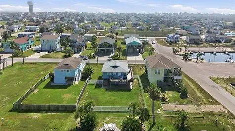 16630 Jamaica Inn Road Jamaica Beach TX 77554