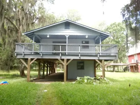 203 Ferguson Drive Cleveland TX 77327