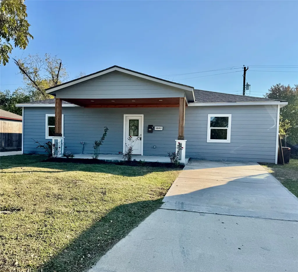 5842 Southville Street Houston TX 77033