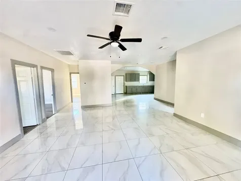 5842 Southville Street Houston TX 77033