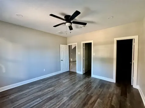 5842 Southville Street Houston TX 77033