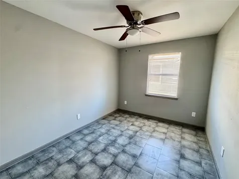 5842 Southville Street Houston TX 77033