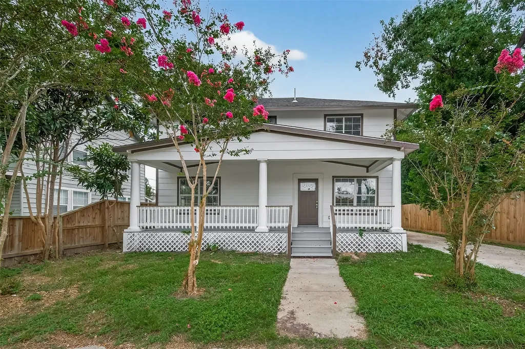 1933 Santa Rosa Street Houston TX 77023