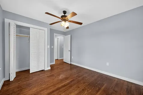 1933 Santa Rosa Street Houston TX 77023