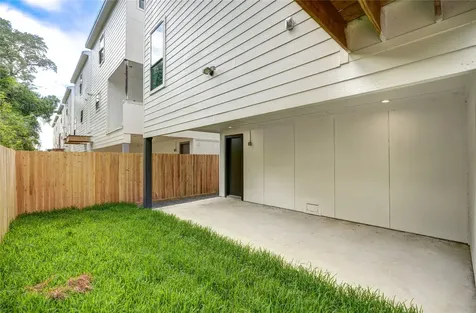 4531 Creekmont Drive Houston TX 77091
