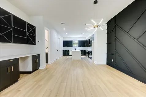 4531 Creekmont Drive Houston TX 77091