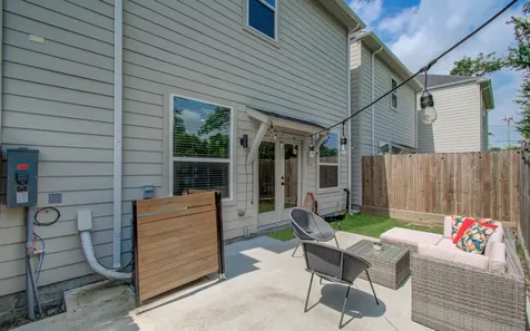 970 Highland Sound Lane Houston TX 77091