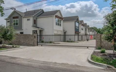 970 Highland Sound Lane Houston TX 77091