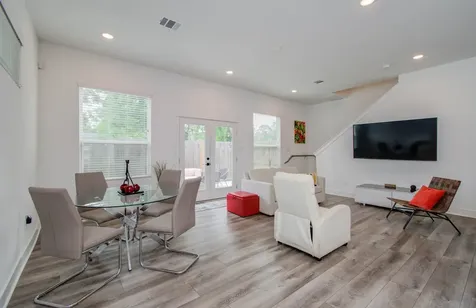 970 Highland Sound Lane Houston TX 77091