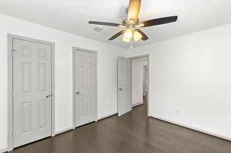 39 W Tallowberry Drive The Woodlands TX 77381