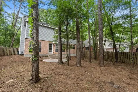 39 W Tallowberry Drive The Woodlands TX 77381