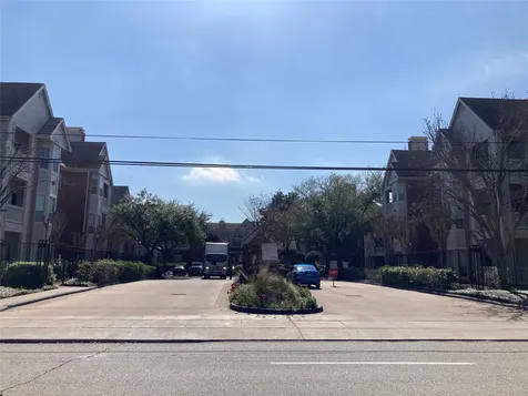 1330 Old Spanish Trail 7307 Houston TX 77054