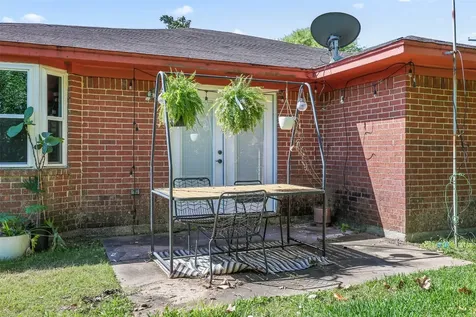 7314 Robin Street Texas City TX 77591