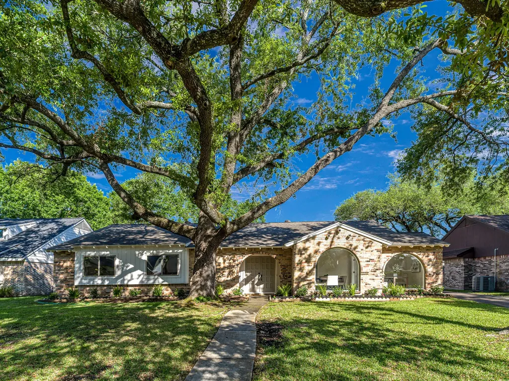 2115 Lexford Lane Houston TX 77080
